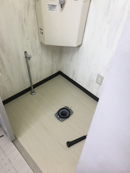 便器・タンク設置①