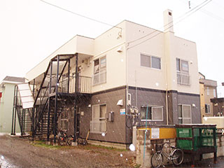 施工後のアパート