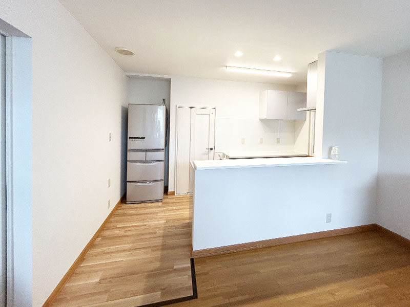 交換後のキッチン02